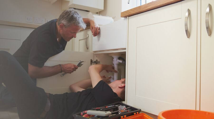 Professional burst pipe repair services in Groesbeck, TX